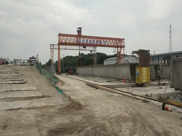 龍門吊生產(chǎn)廠家